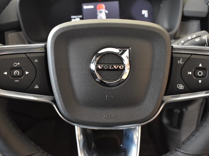 2025 (25) VOLVO EC40 300kW Twin Plus 82kWh 5dr AWD Auto 4071361