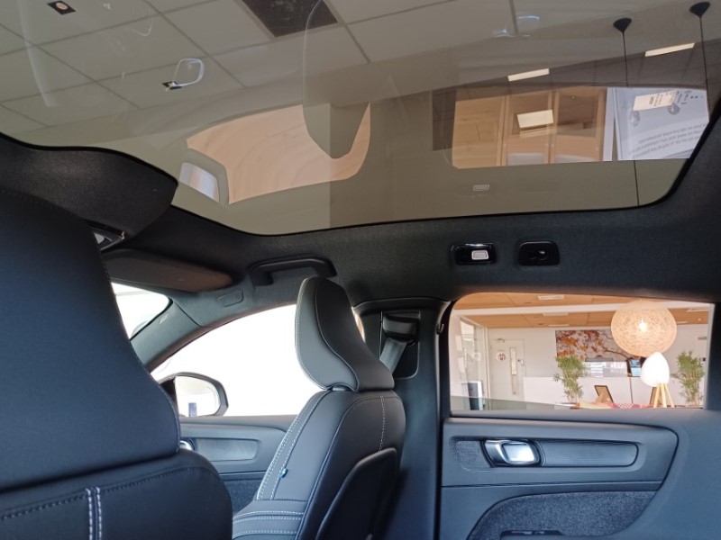 2025 (25) VOLVO EC40 300kW Twin Plus 82kWh 5dr AWD Auto 4071527