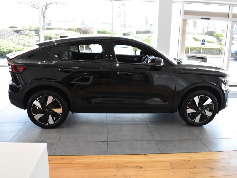 2025 (25) VOLVO EC40 300kW Twin Plus 82kWh 5dr AWD Auto 4071335