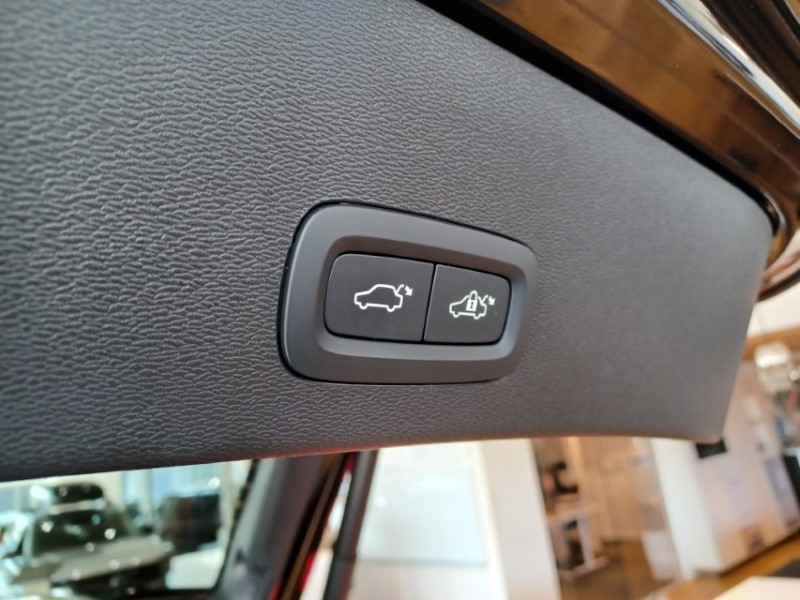 2025 (25) VOLVO EC40 300kW Twin Plus 82kWh 5dr AWD Auto 4071340