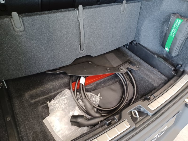 2025 (25) VOLVO EC40 300kW Twin Plus 82kWh 5dr AWD Auto 4071339