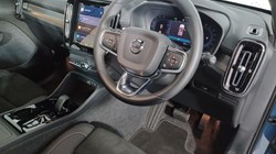 2025 (25) VOLVO XC40 2.0 B3P Plus Dark 5dr Auto 4680208