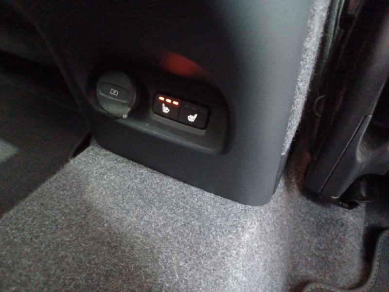 2025 (25) VOLVO XC40 2.0 B3P Plus Dark 5dr Auto 4714277