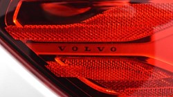 2025 (25) VOLVO XC40 2.0 B3P Plus Dark 5dr Auto 4714311