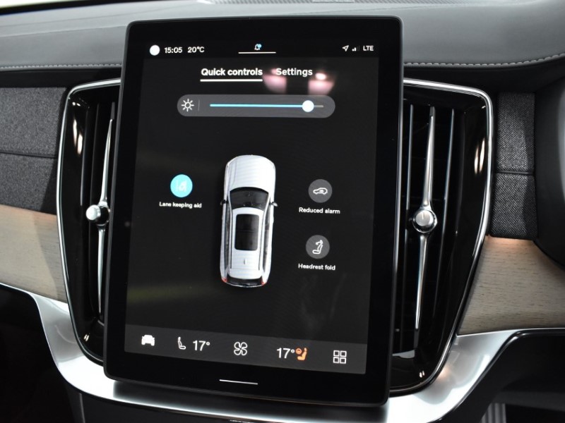 2025 (25) VOLVO XC90 2.0 B5P [250] Plus Dark 5dr AWD Geartronic 4295679