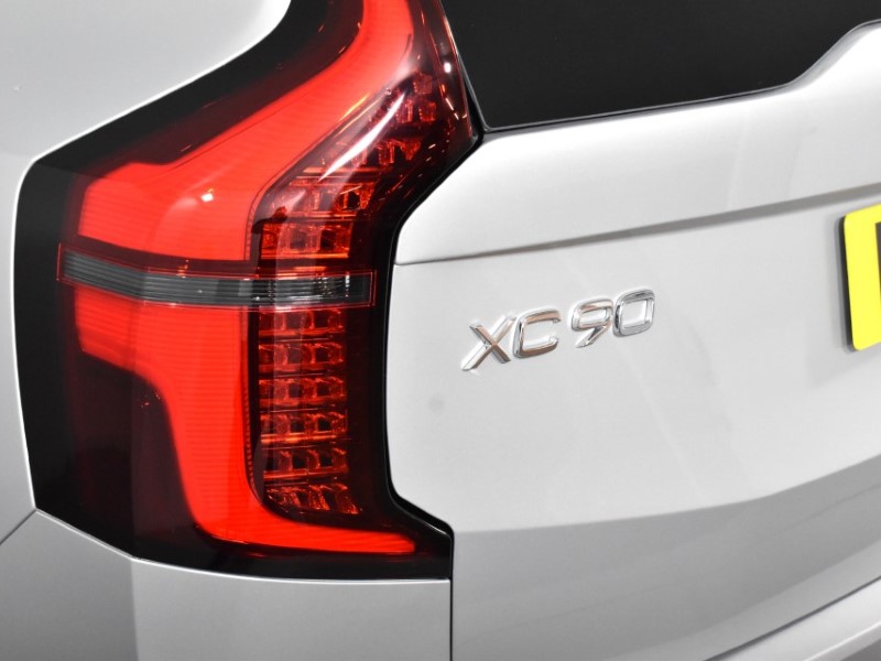 2025 (25) VOLVO XC90 2.0 B5P [250] Plus Dark 5dr AWD Geartronic 4295700