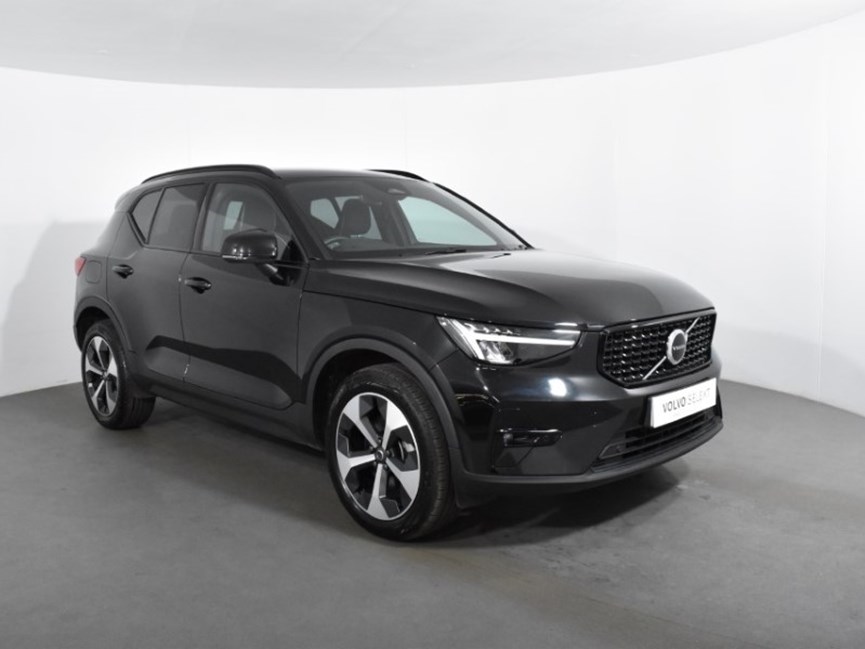 2024 (24) VOLVO XC40 2.0 B4P Plus Dark 5dr Auto