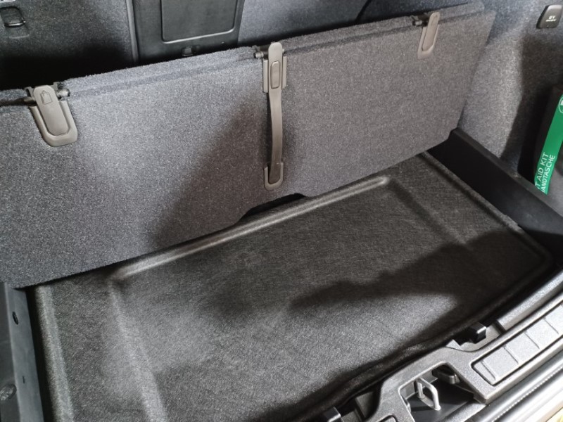 2025 (25) VOLVO XC40 2.0 B3P Plus Dark 5dr Auto 4784871