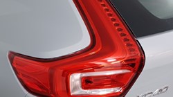 2025 (25) VOLVO XC40 2.0 B3P Plus Dark 5dr Auto 4784869