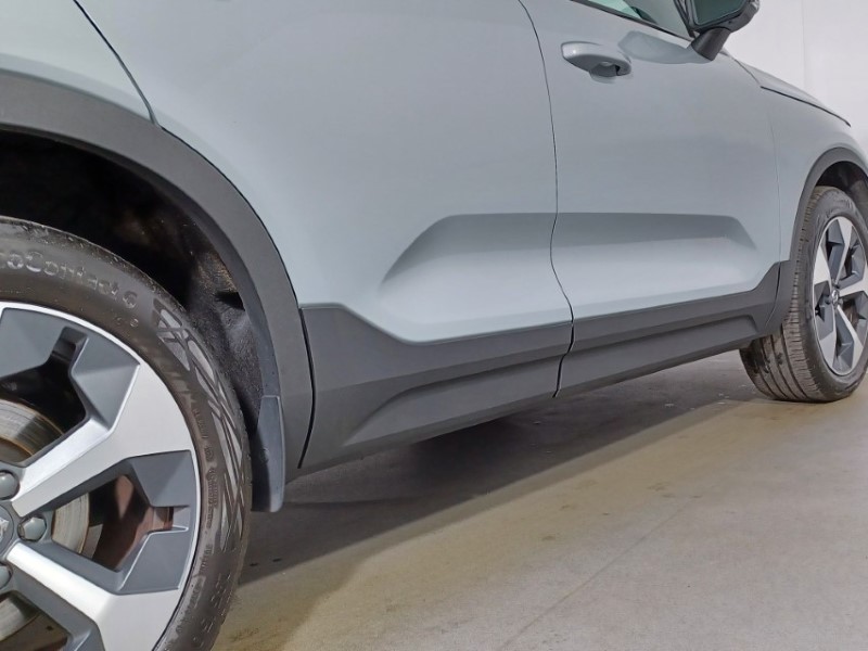 2025 (25) VOLVO XC40 2.0 B3P Plus Dark 5dr Auto 4784882