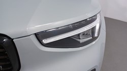 2025 (25) VOLVO XC40 2.0 B3P Plus Dark 5dr Auto 4784885