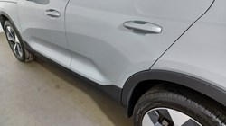 2025 (25) VOLVO XC40 2.0 B3P Plus Dark 5dr Auto 4784876