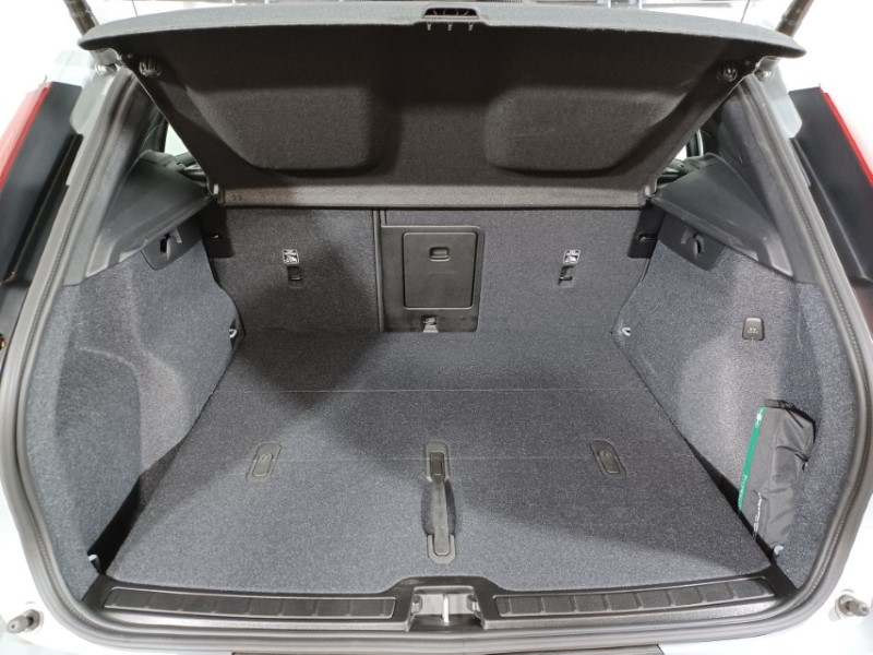 2025 (25) VOLVO XC40 2.0 B3P Plus Dark 5dr Auto 4784870