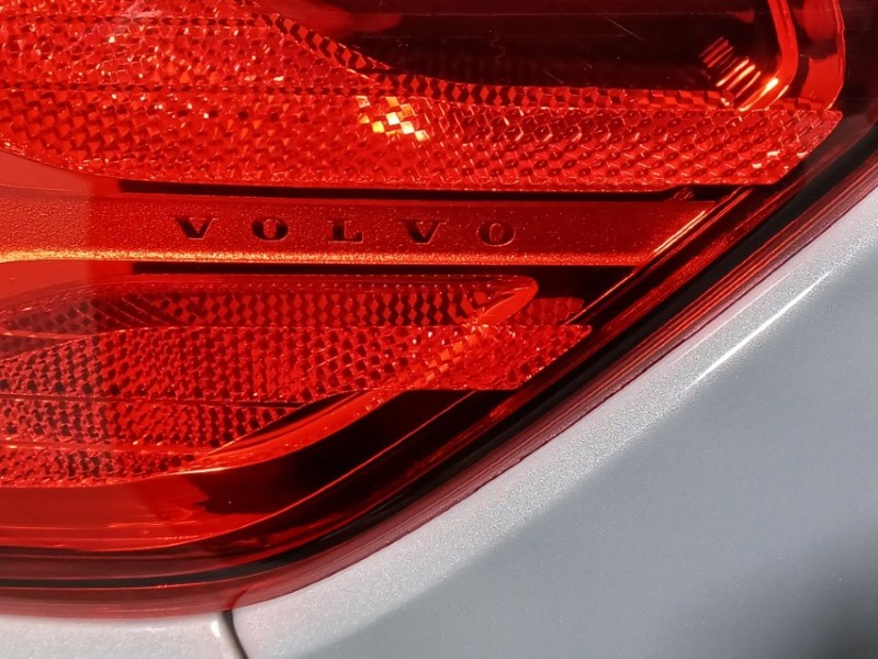 2025 (25) VOLVO XC40 2.0 B3P Plus Dark 5dr Auto 4784883