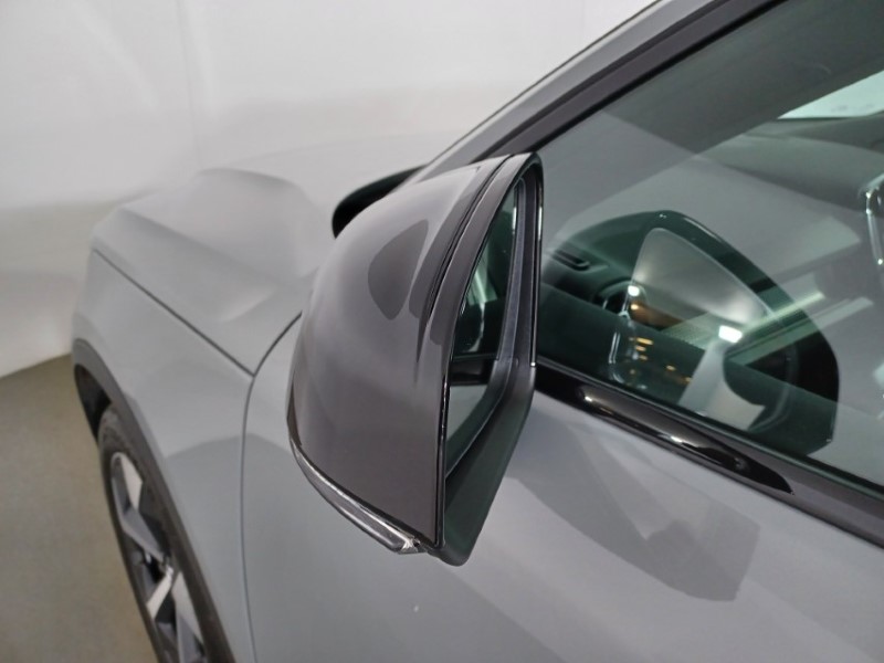 2025 (25) VOLVO XC40 2.0 B3P Plus Dark 5dr Auto 4784878