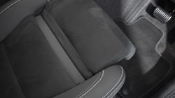 2025 (25) VOLVO XC40 2.0 B3P Plus Dark 5dr Auto 4784901