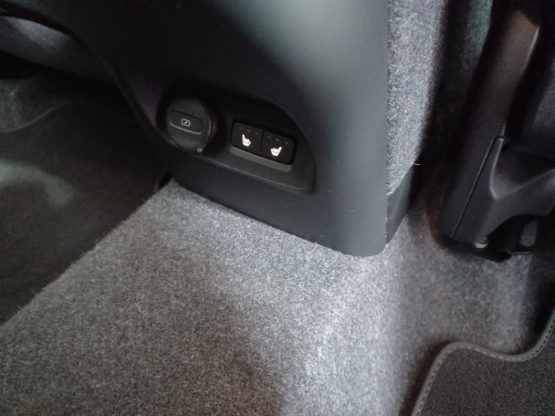 2025 (25) VOLVO XC40 2.0 B3P Plus Dark 5dr Auto 4784859