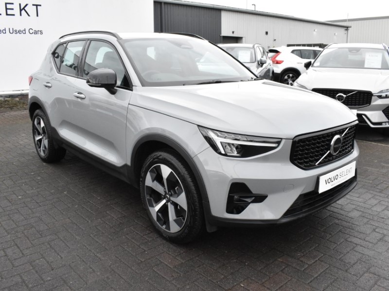 2025 (25) VOLVO XC40 2.0 B3P Plus Dark 5dr Auto