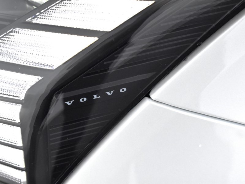 2025 (25) VOLVO EX30 200kW SM Extended Range Plus 69kWh 5dr Auto 4304978