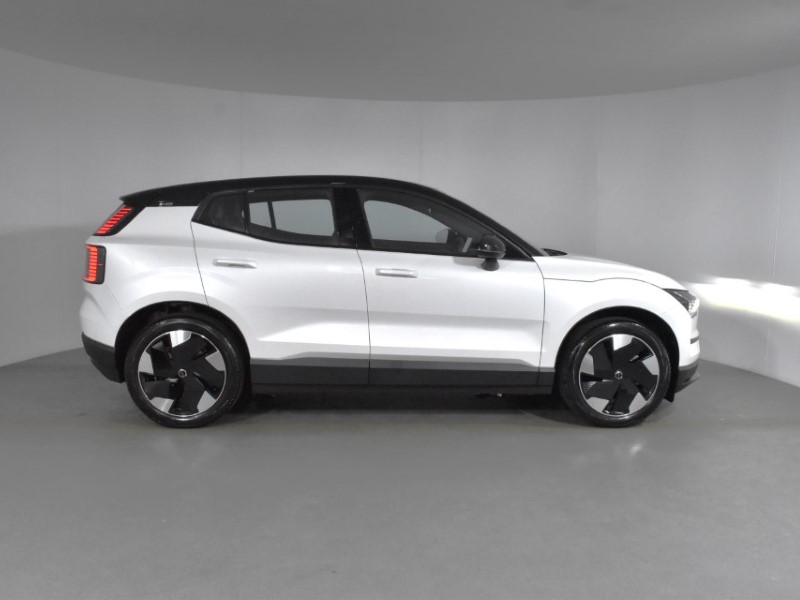 2025 (25) VOLVO EX30 200kW SM Extended Range Plus 69kWh 5dr Auto 4304939