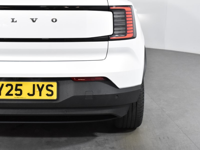 2025 (25) VOLVO EX30 200kW SM Extended Range Plus 69kWh 5dr Auto 4304979