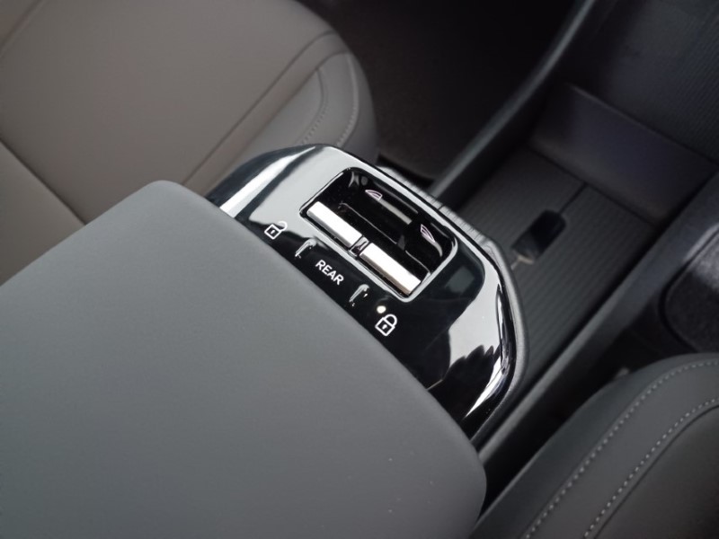 2025 (25) VOLVO EX30 200kW SM Extended Range Plus 69kWh 5dr Auto 4304958