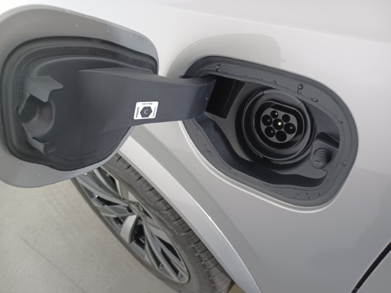 2025 (25) VOLVO XC90 2.0 T8 [455] RC PHEV Plus Dark 5dr AWD Geartronic 4459084