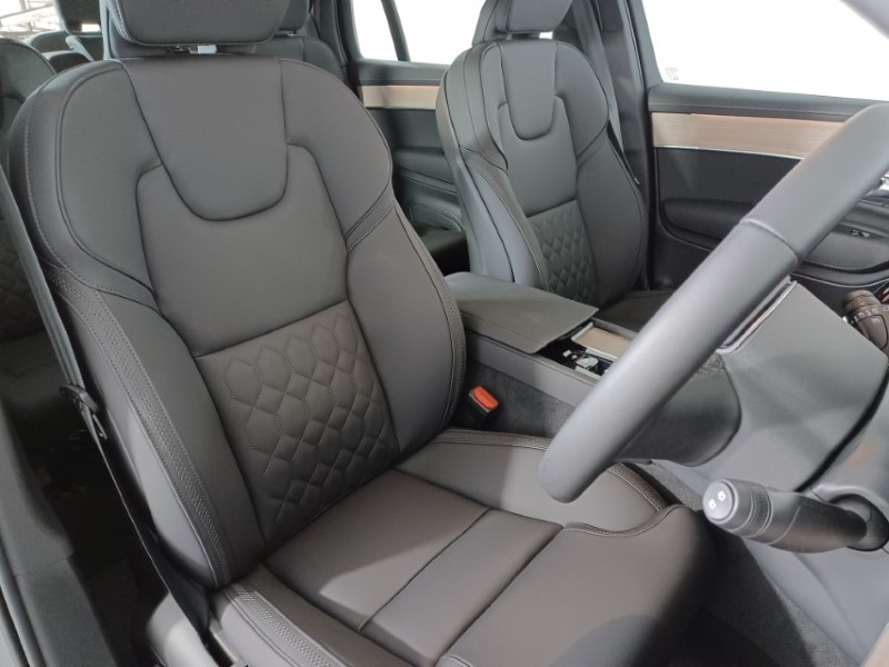 2025 (25) VOLVO XC90 2.0 T8 [455] RC PHEV Plus Dark 5dr AWD Geartronic 4459076