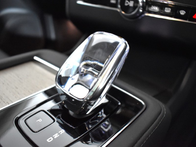 2025 (25) VOLVO XC90 2.0 T8 [455] RC PHEV Plus Dark 5dr AWD Geartronic 4459113