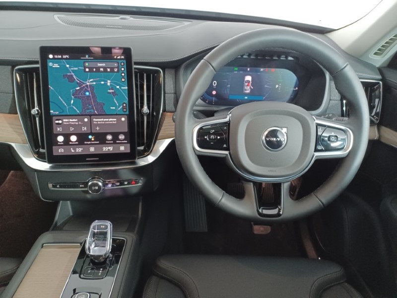 2025 (25) VOLVO XC90 2.0 T8 [455] RC PHEV Plus Dark 5dr AWD Geartronic 4459081