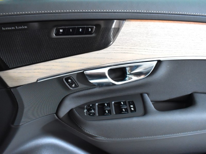 2025 (25) VOLVO XC90 2.0 T8 [455] RC PHEV Plus Dark 5dr AWD Geartronic 4459111