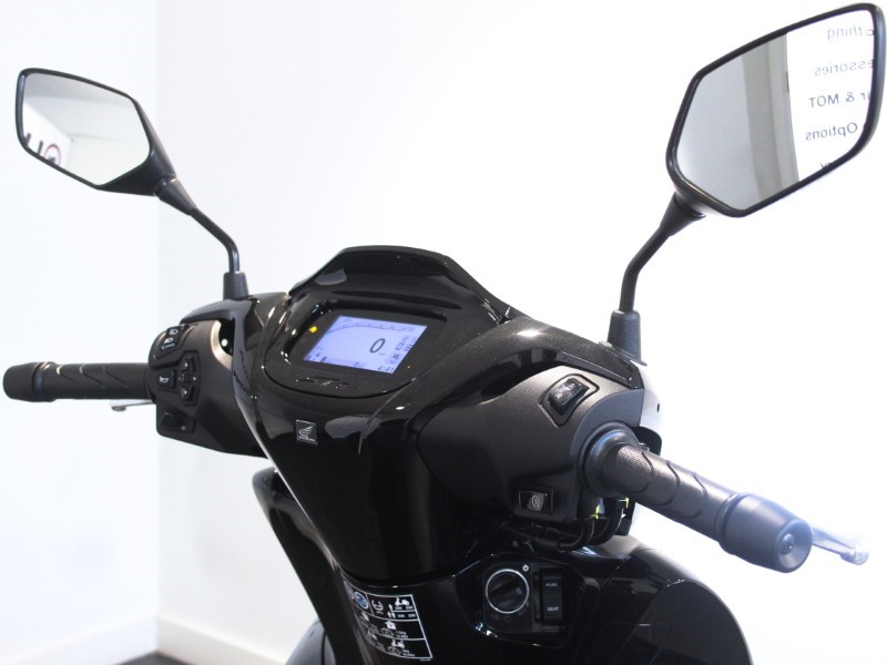  Honda SH125i Plus Smart Top Box 5682305
