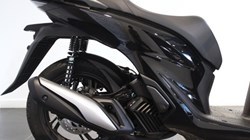 Honda SH125i Plus Smart Top Box 5682306