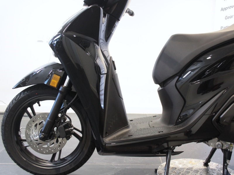  Honda SH125i Plus Smart Top Box 5682308