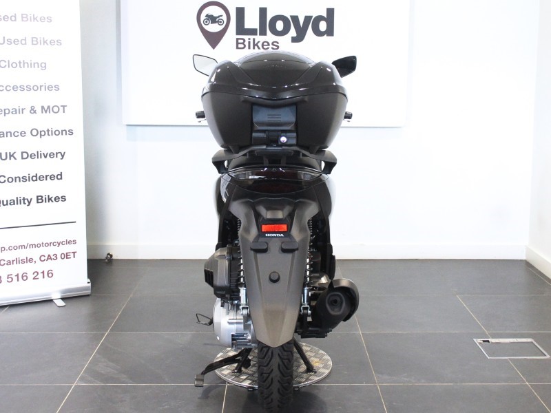  Honda SH125i Plus Smart Top Box 5682299