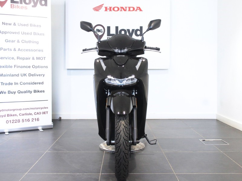  Honda SH125i Plus Smart Top Box 5682295