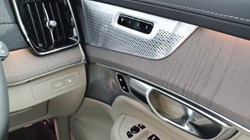 2025 (75) VOLVO XC90 2.0 T8 PHEV Ultra Dark 5dr AWD Geartronic 4505835