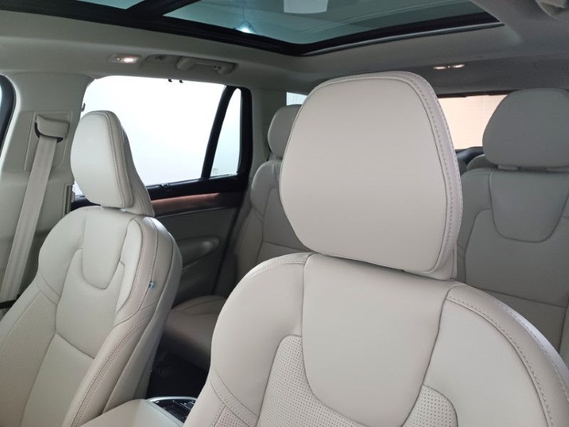 2025 (75) VOLVO XC90 2.0 T8 PHEV Ultra Dark 5dr AWD Geartronic 4505841