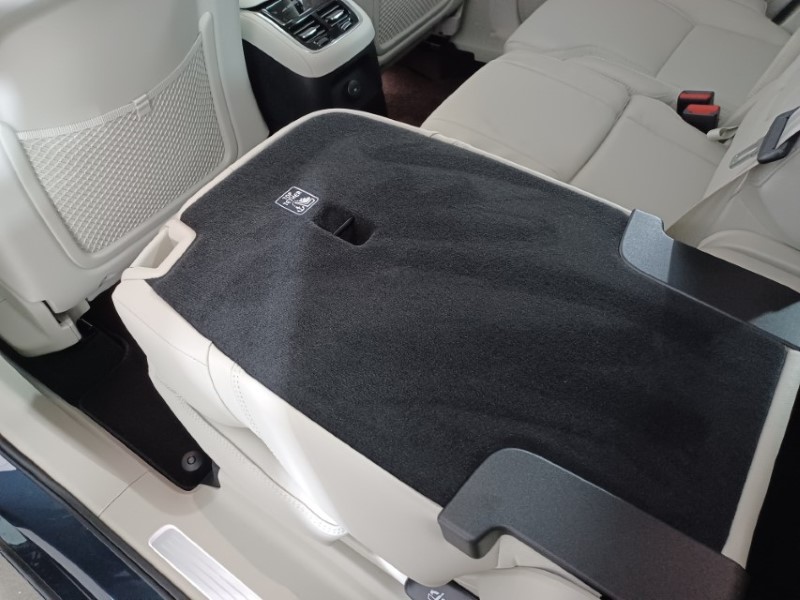 2025 (75) VOLVO XC90 2.0 T8 PHEV Ultra Dark 5dr AWD Geartronic 4505843