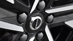 2024 (74) VOLVO XC40 2.0 B4P Plus Dark 5dr Auto 4495298