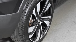 2024 (74) VOLVO XC40 2.0 B4P Plus Dark 5dr Auto 4495300