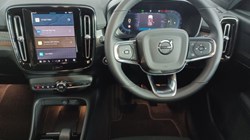 2024 (74) VOLVO XC40 2.0 B4P Plus Dark 5dr Auto 4495264