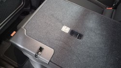 2024 (74) VOLVO XC40 2.0 B4P Plus Dark 5dr Auto 4495270