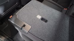 2024 (74) VOLVO XC40 2.0 B3P Plus Dark 5dr Auto 4541202