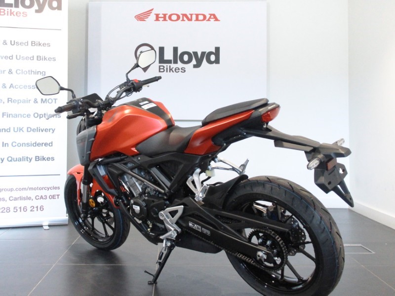 Honda CB125R 5694770