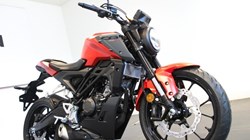 Honda CB125R 5694789