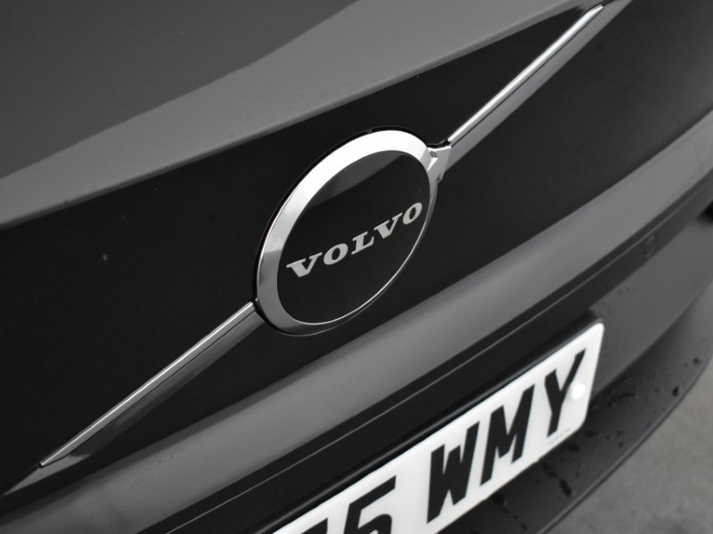 2025 (75) VOLVO EX30 315kW Twin Motor Performance Plus 69kWh 5dr Auto 4631510