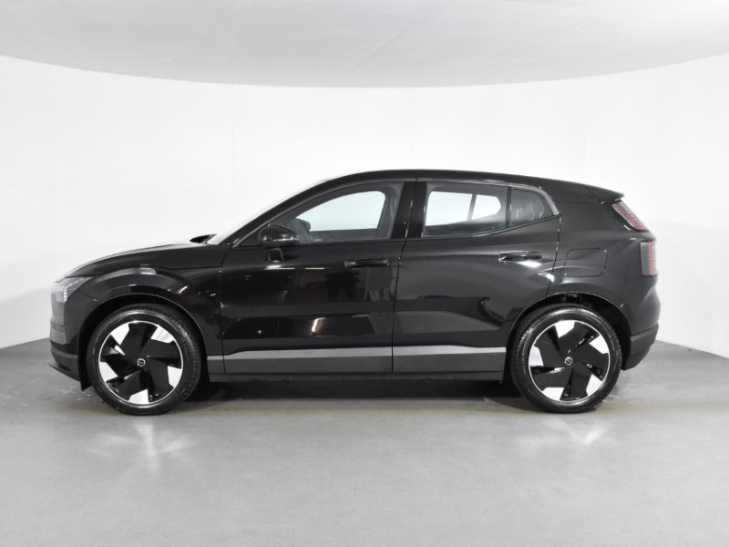 2025 (75) VOLVO EX30 315kW Twin Motor Performance Plus 69kWh 5dr Auto 4631462