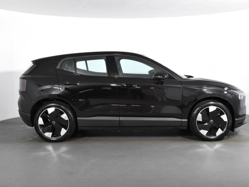 2025 (75) VOLVO EX30 315kW Twin Motor Performance Plus 69kWh 5dr Auto 4631458