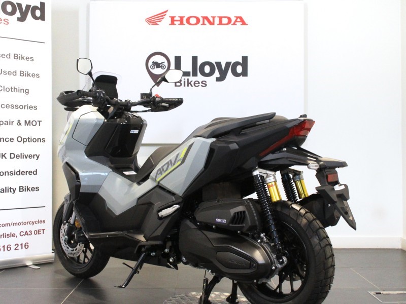  Honda ADV350 5731555